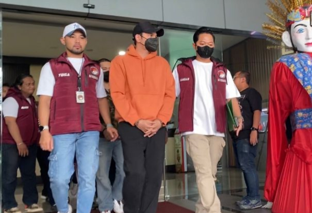 Kelar Rehabilitasi, Tengku Dewi Beberkan Alasan Jemput Andrew Andika, Masih Cinta?