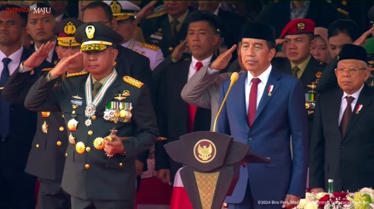 Jokowi Minta TNI Amankan Proses Transisi dan Jaga Netralitas di Pilkada 2024