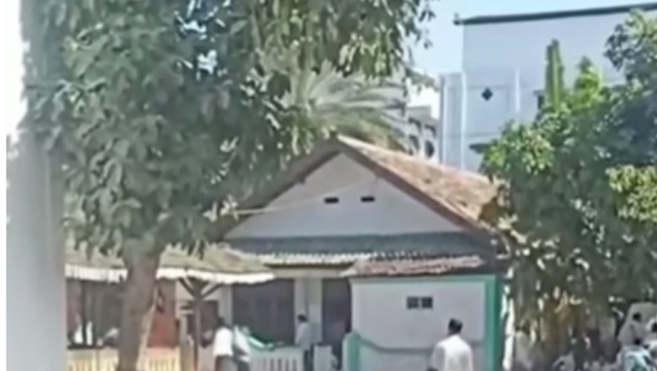 Rumah Sederhana Gus Baha Tuai Pujian Netizen: Pendakwah Sejati, Bukan Penjual Ayat