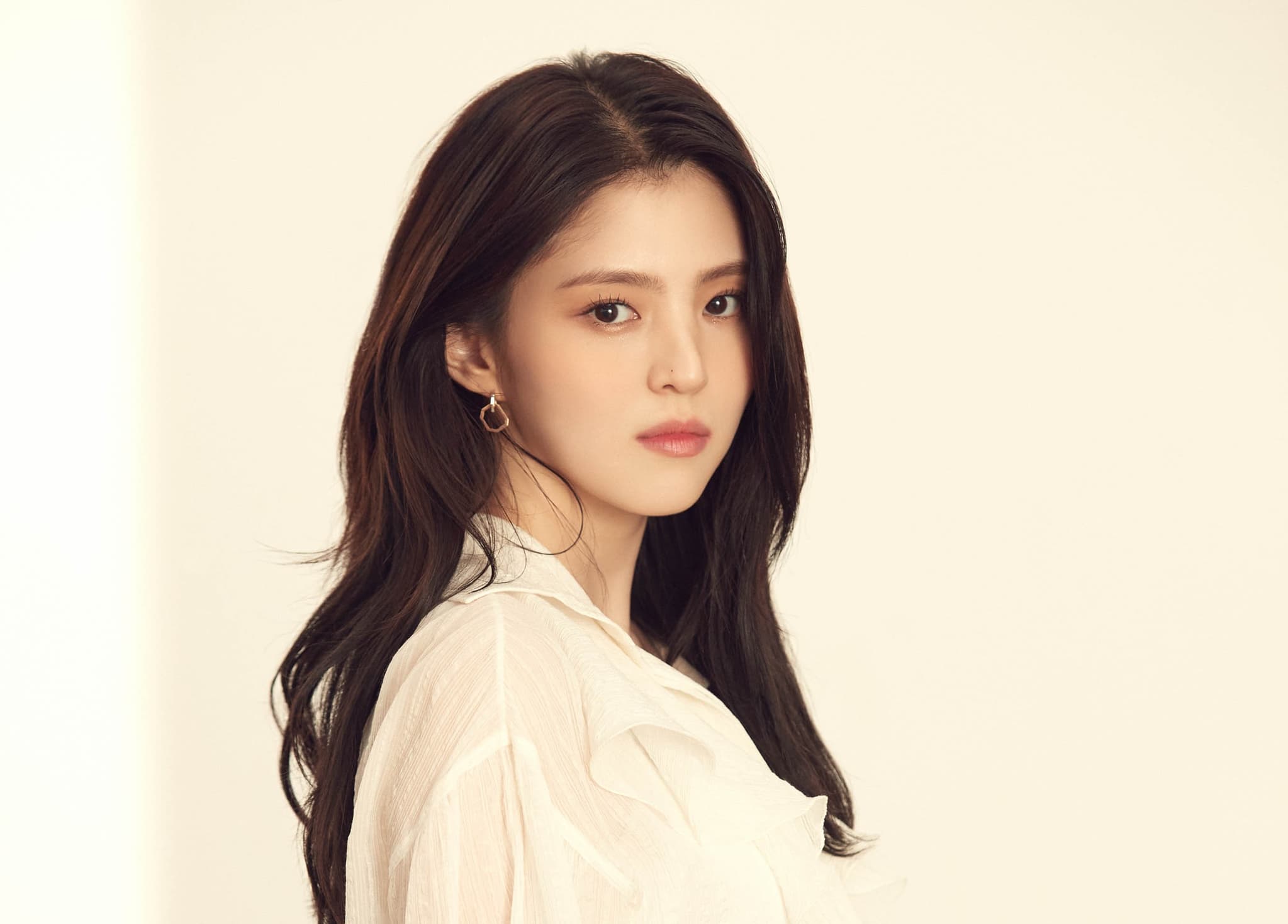 Han So Hee Diduga Menghujat Hyeri Pakai Second Account