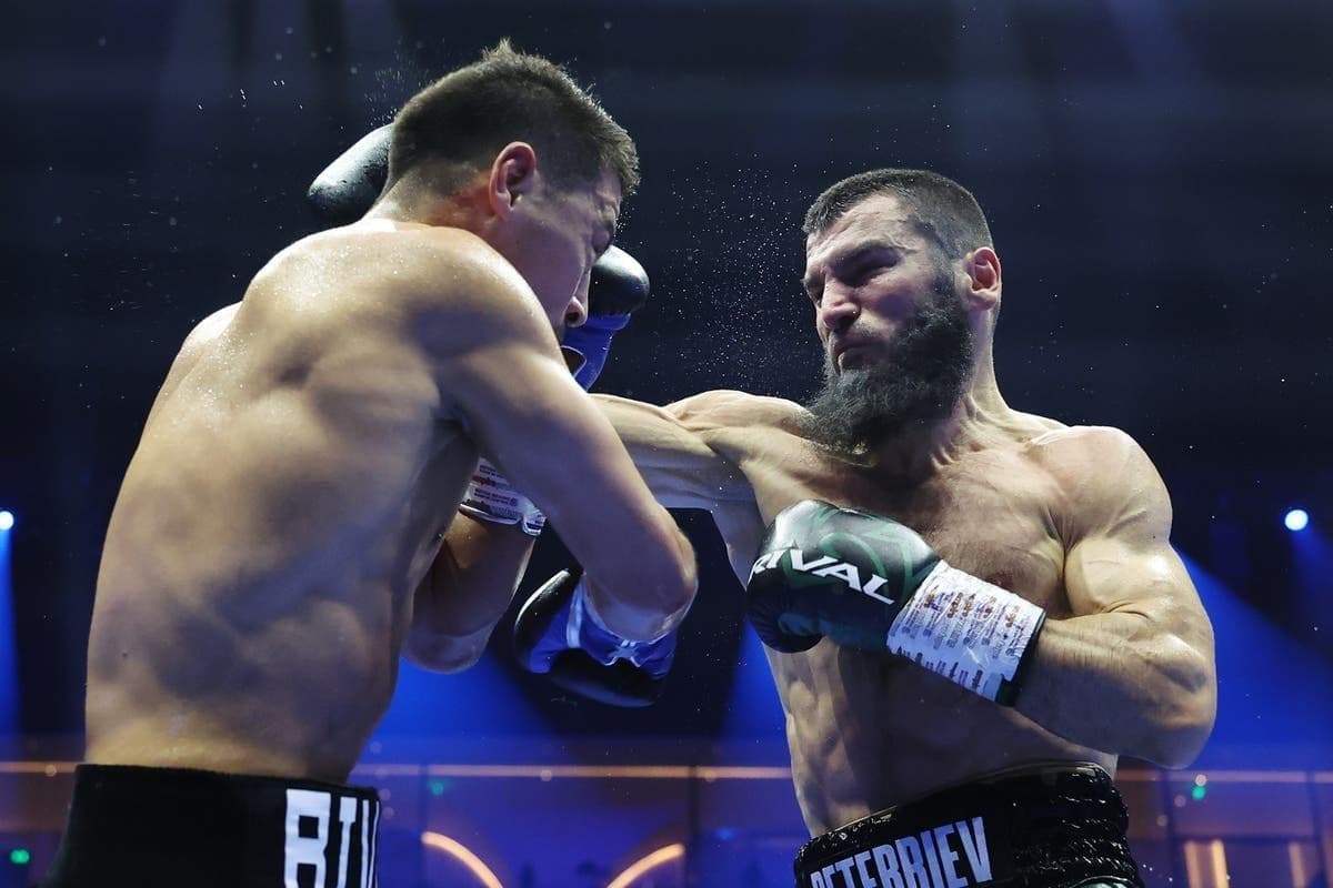 Dmitry Bivol Harus Rubah Strategi untuk Bisa Raih Kemenangan di Laga Ulang Lawan Beterbiev