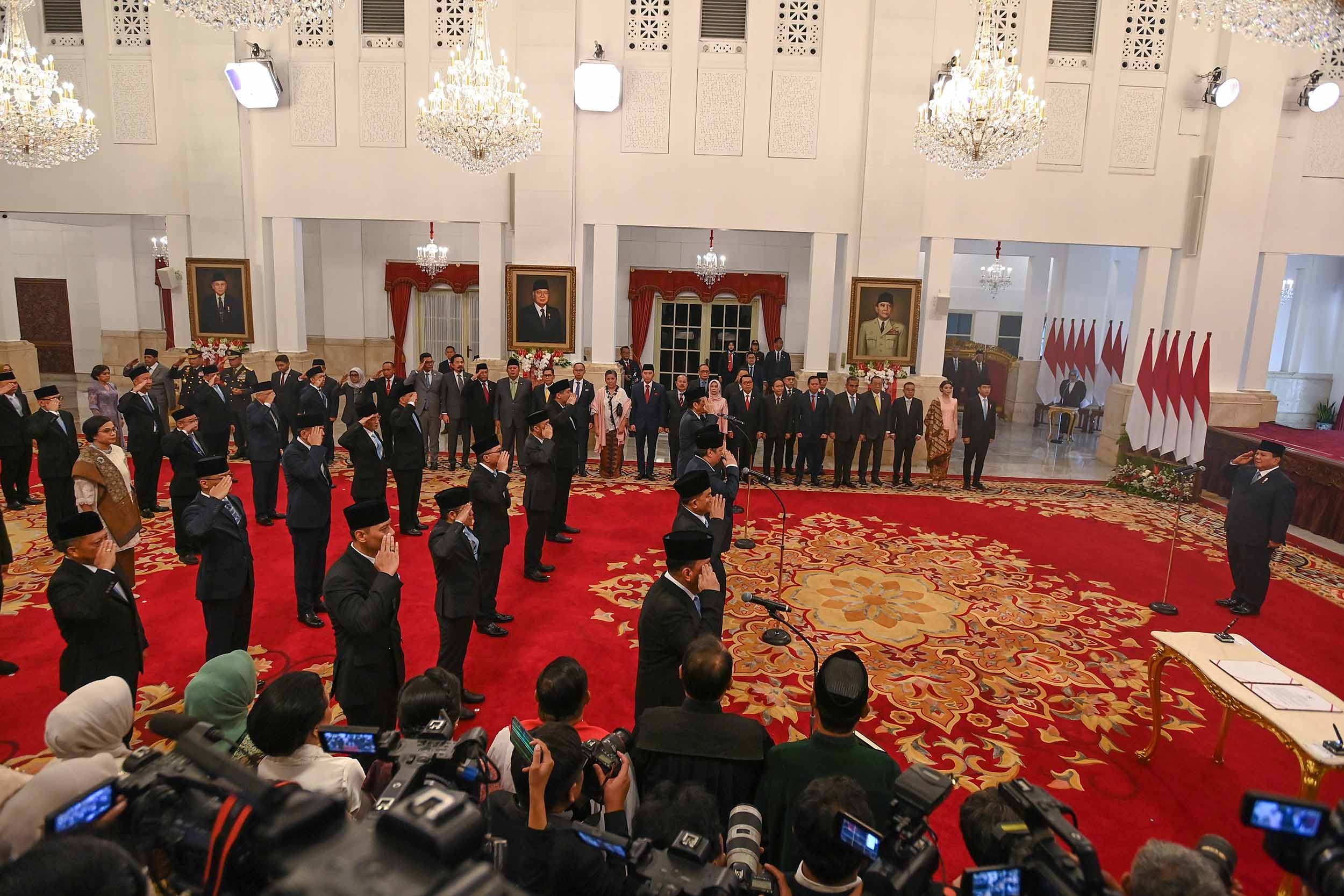 Presiden Prabowo Gelar Sidang Kabinet Perdana