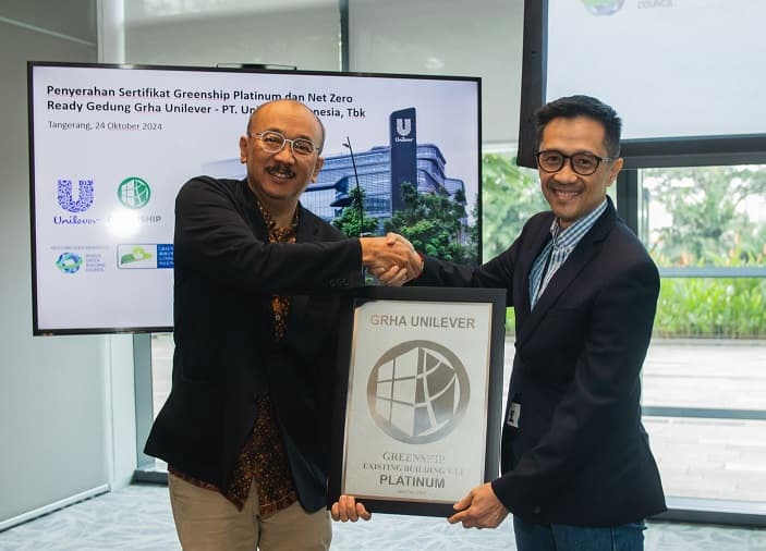 Unilever Indonesia Raih Sertifikasi Greenship Net Zero Ready dan Existing Building Platinum
