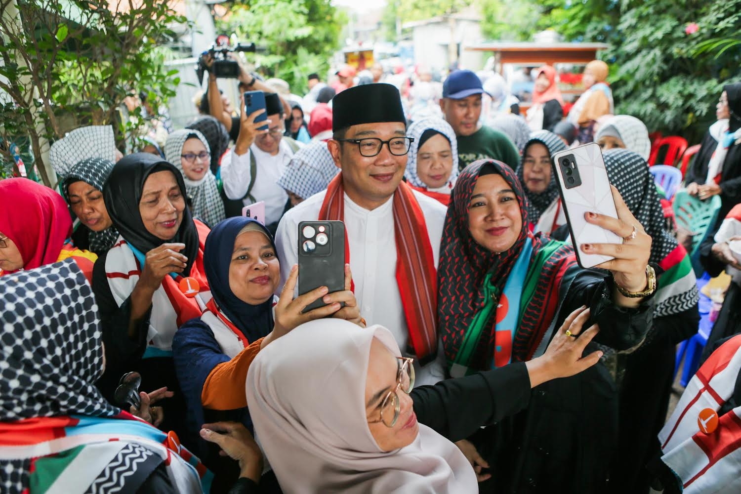 Ustazah Peduli Palestina Dukung Ridwan Kamil-Suswono di Pilkada Jakarta 2024