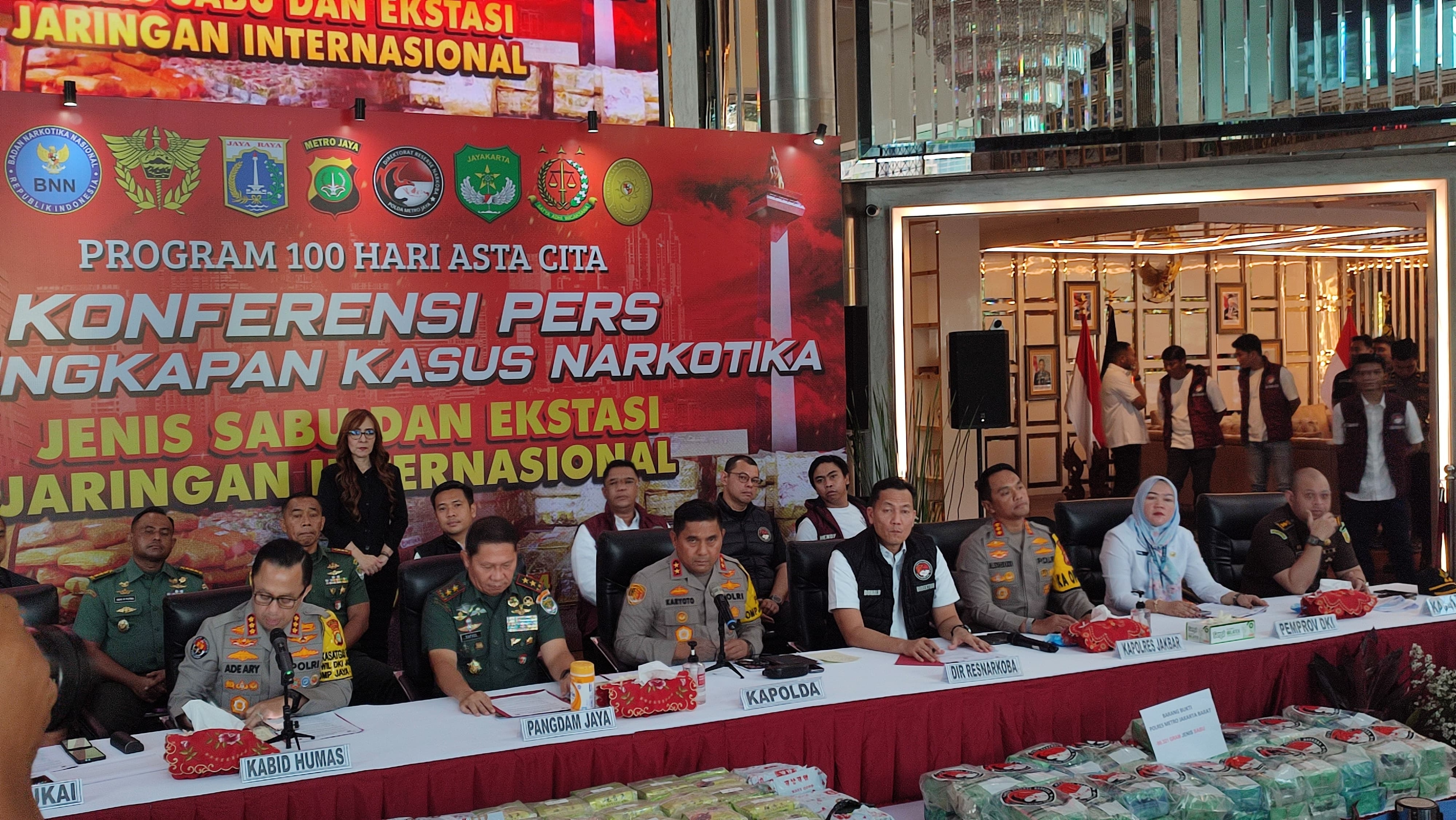 Polisi Tangkap 4 Pelaku Peredaran Narkoba Sindikat Malaysia, Sita 207 Kg Sabu dan 90 Ribu Ekstasi