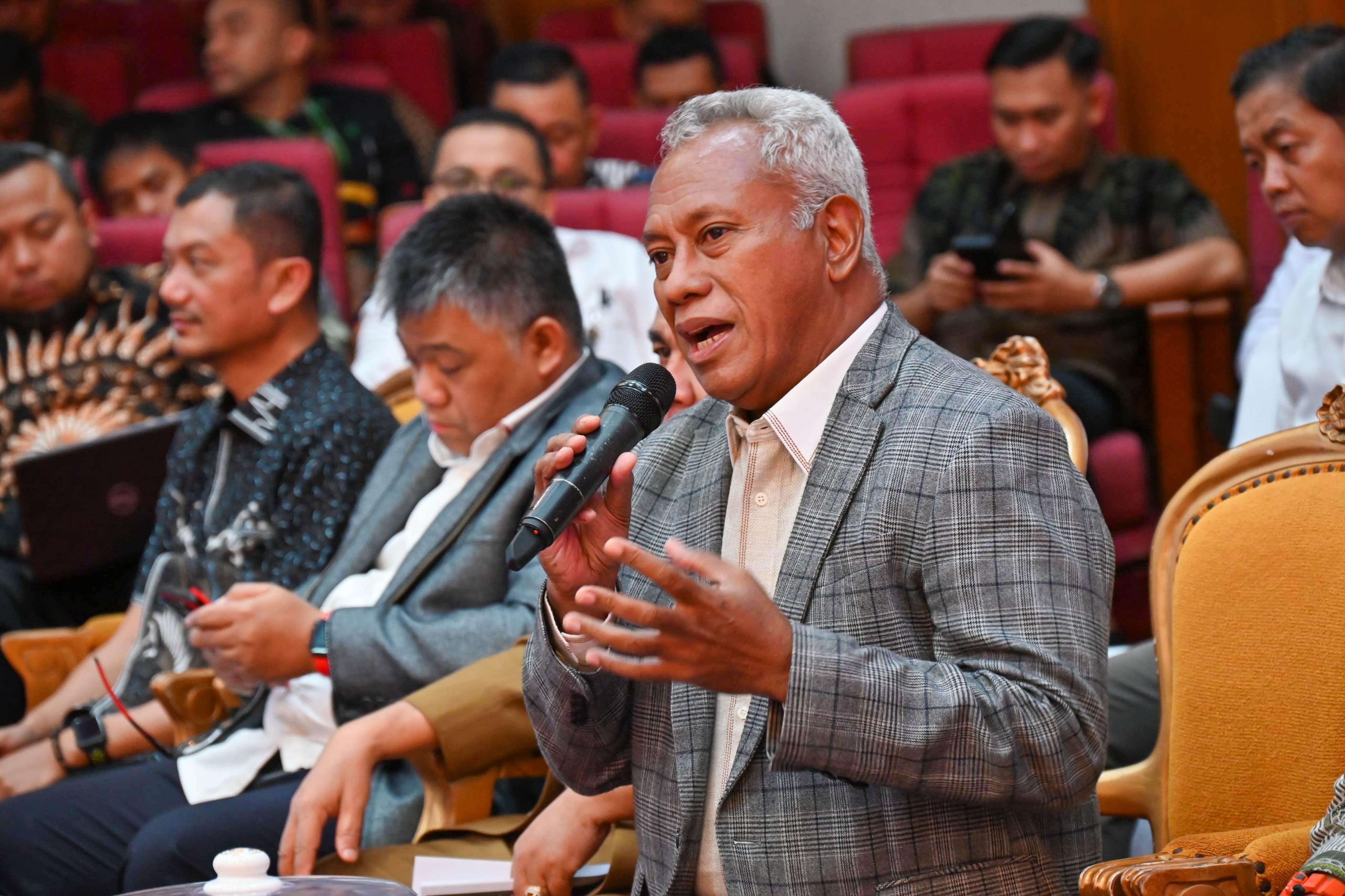 DPR Ingatkan Pemerintah untuk Tidak Cawe-cawe di Pilkada Serentak 2024
