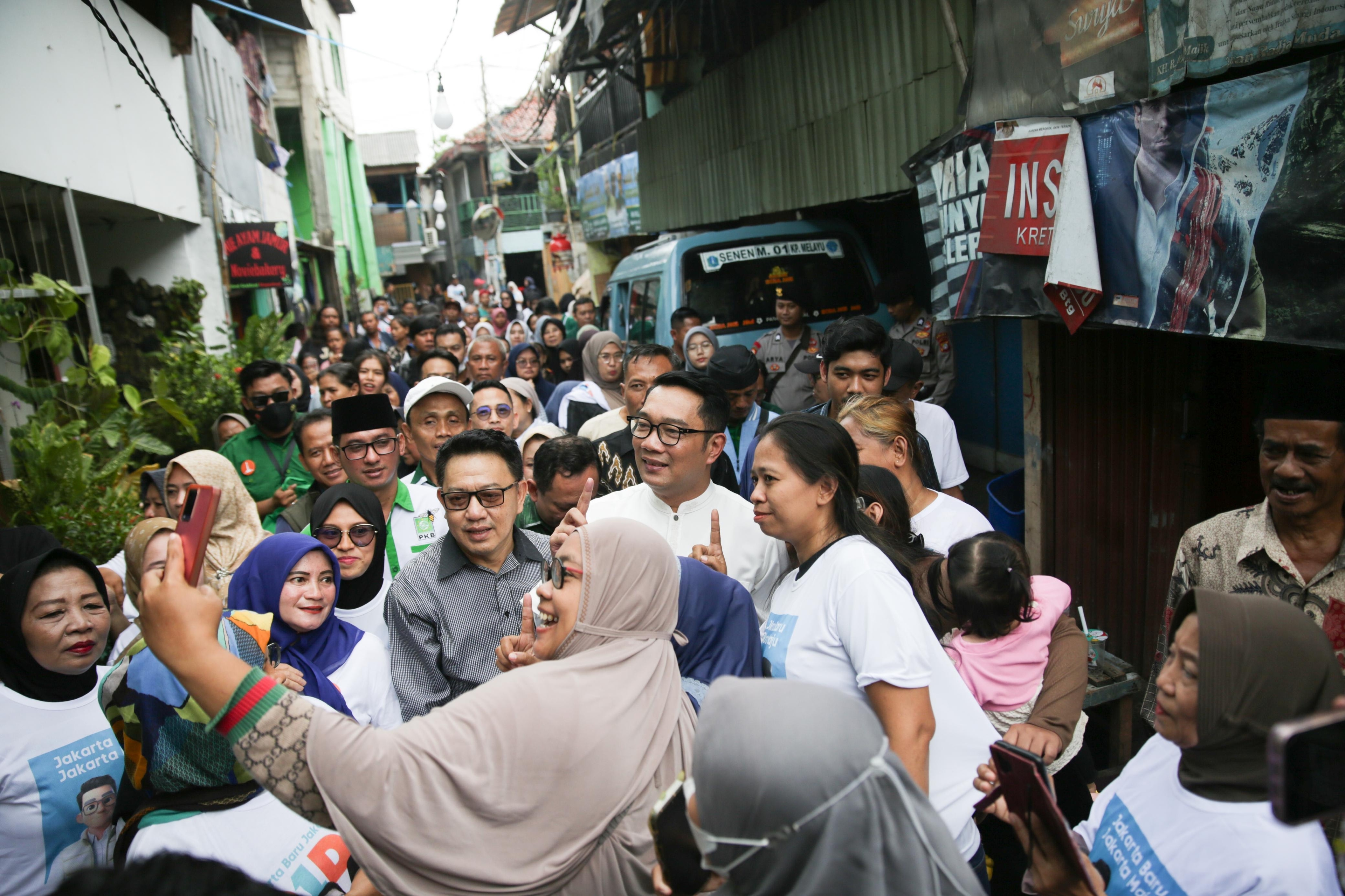 Blusukan dan Sapa Warga Bersama PKB, Ridwan Kamil Tegaskan Soliditas Koalisi