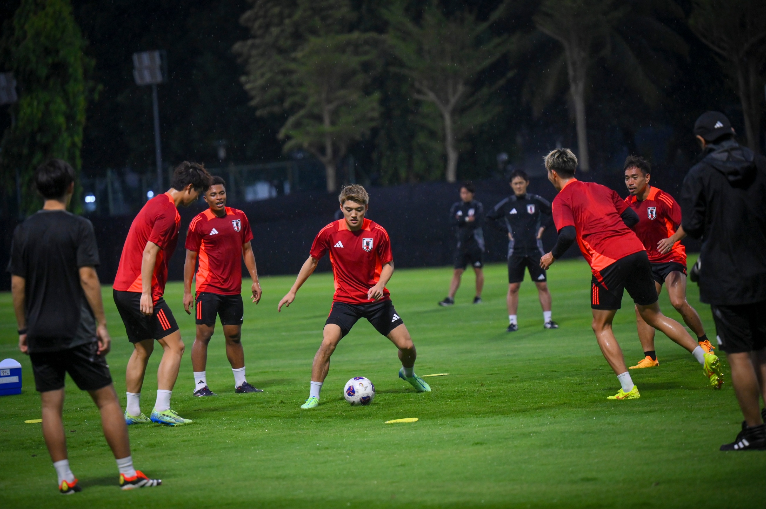 Bakal Hadapi 'Teror' Suporter Timnas Indonesia, Gelandang Jepang Ritsu Doan Justru Suka Main Tandang