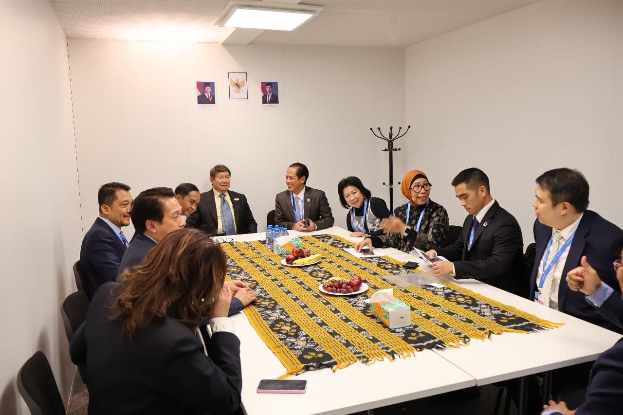Utomo SolaRUV Dukung Target Energi Bersih Nasional di COP 29 Azerbaijan
