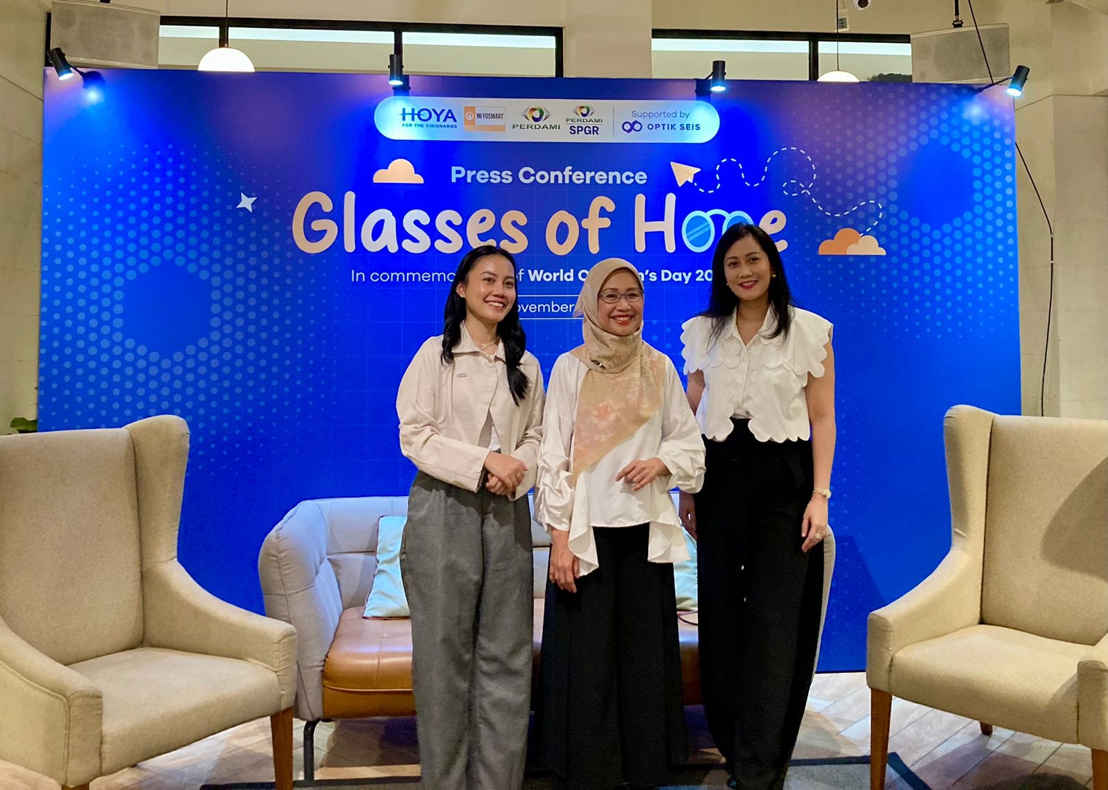Dukung Kesehatan Mata Anak, HOYA Indonesia Luncurkan Program 'Glasses of Hope'