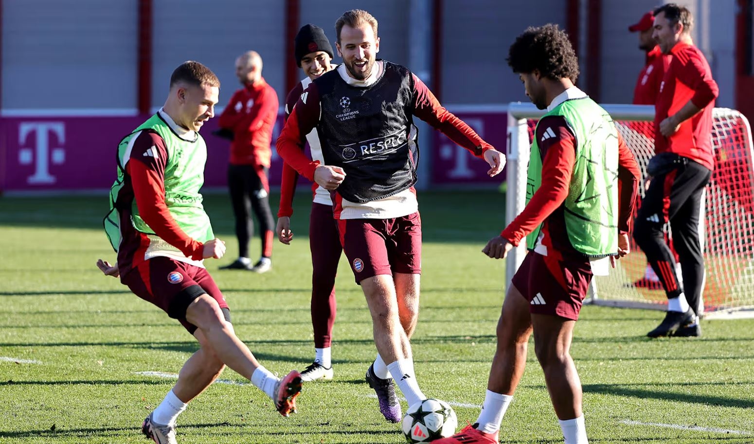 Prediksi Susunan Pemain Bayern Munchen vs PSG: Harry Kane Hadapi Trio Dembele-Asensio-Barcola