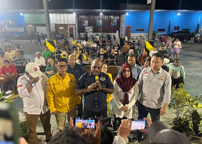 Maximus-Peggi Ucap Rasa Syukur Usai Unggul di Pilkada Mimika, Siap Rangkul Semua Kalangan