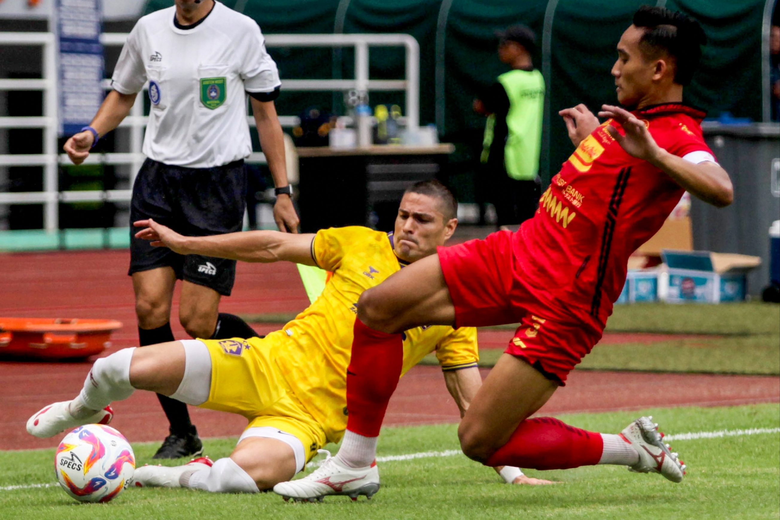 Kembali dari Timnas Indonesia, Rizky Ridho Menahan Rasa Sakit Membela Persija Jakarta