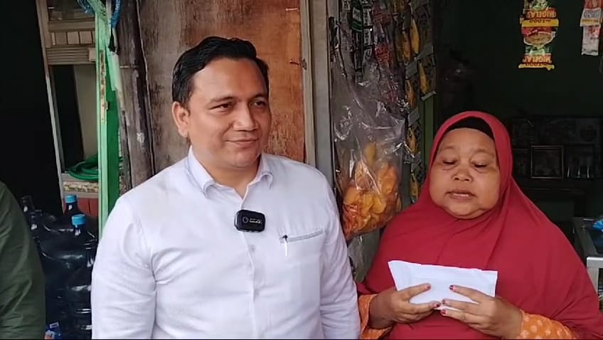 Gus Miftah Kasih Uang Donasi Puluhan Juta untuk Istri Pertama Pak Tarno