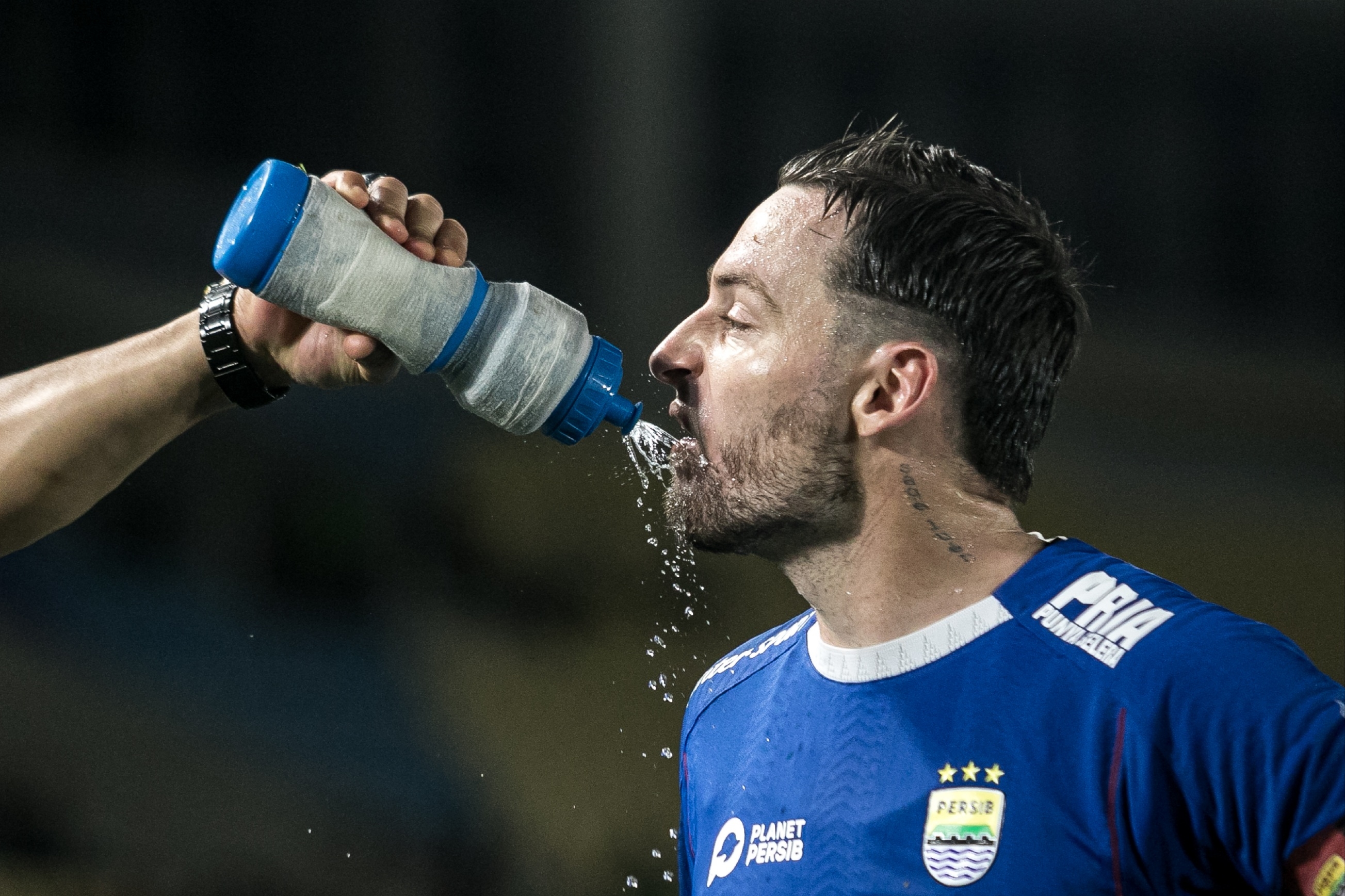 Persib Bandung Juara Paruh Musim Liga 1, Marc Klok Ingatkan Timnya untuk tidak Sombong