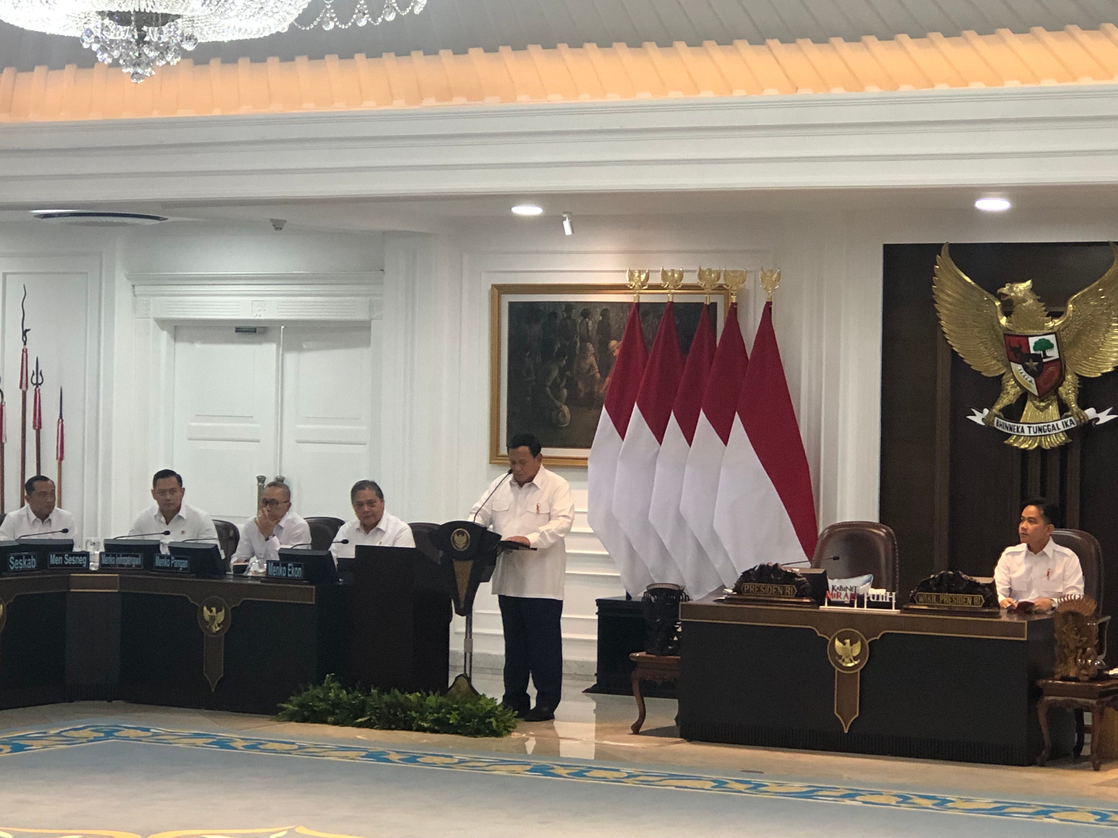 Prabowo Puji Kinerja Kabinet Merah Putih di 100 Hari Pertama: Pemerintah Kita Efektif dan Andal