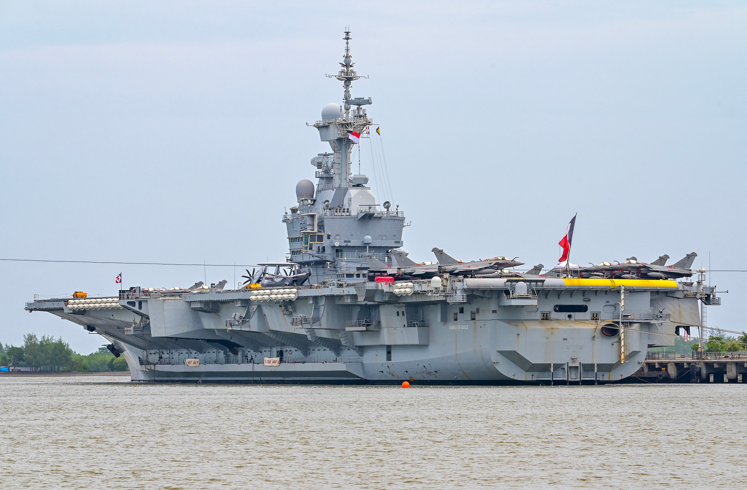 Harga Kapal Induk: Fakta, Estimasi Biaya, dan Negara yang Memilikinya