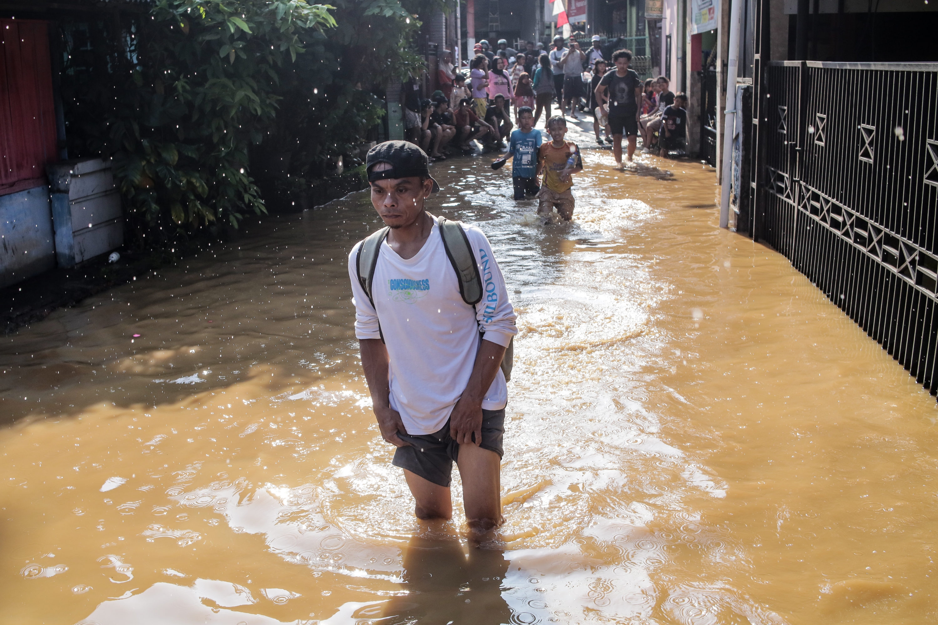 Sebagian Besar Jakarta Dilanda Hujan Ringan Selasa Siang
