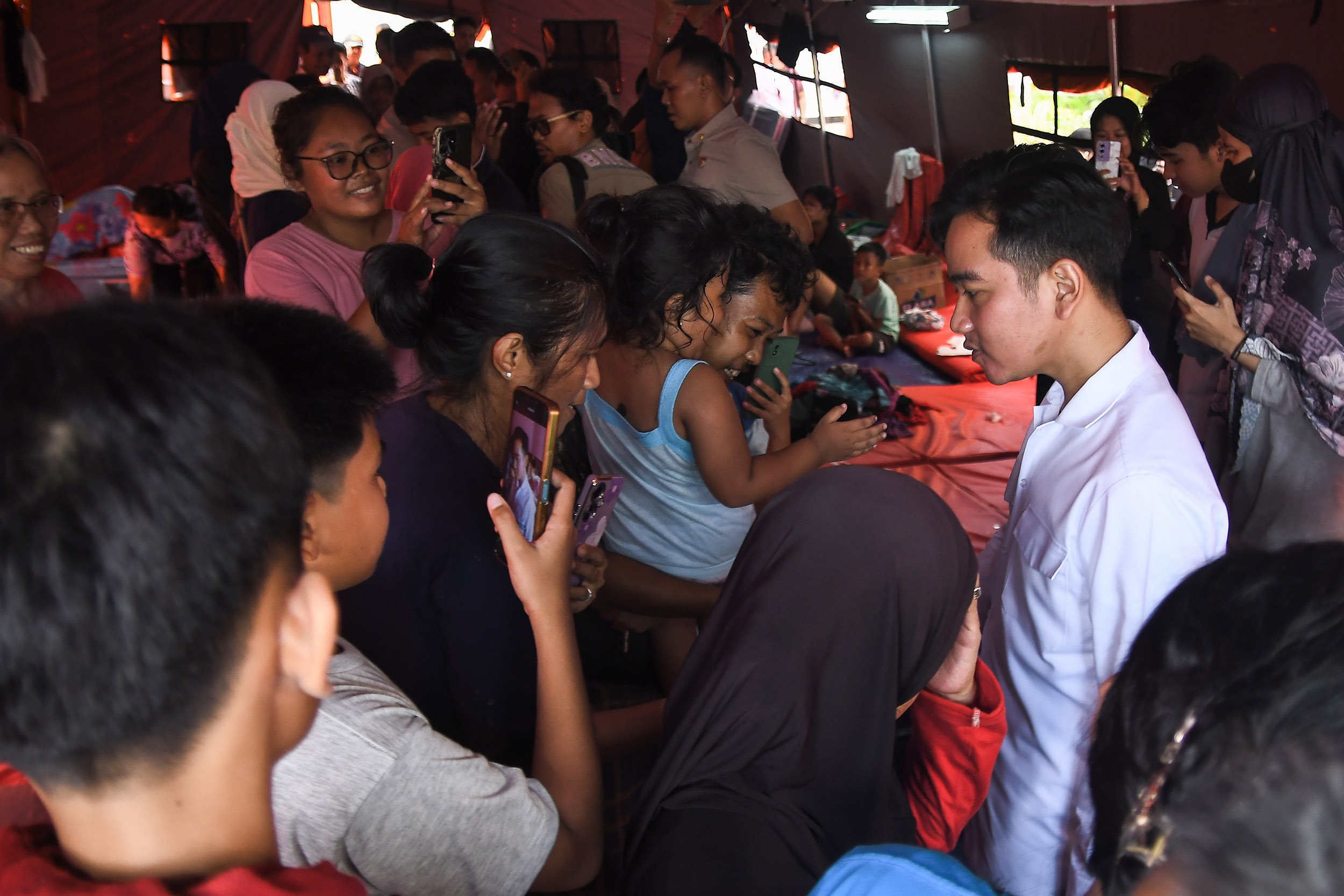 Wapres Gibran: AI Tingkatkan Produktivitas dan Kreativitas Pelajar, Bukan Alat Jalan Pintas
