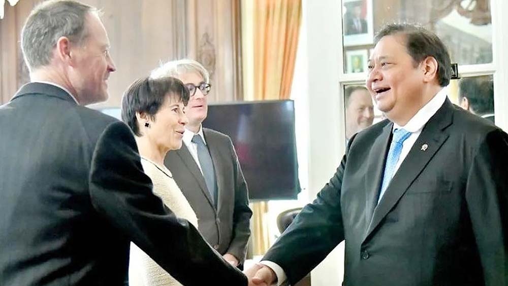 Menko Airlangga dan CEO Eramet Bahas Rencana Penguatan Ekosistem Nikel di Indonesia