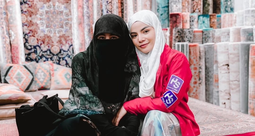 Enggak Banyak yang Tahu, Dinar Candy Ternyata Jadi Ketua Kajian Umi Pipik, Tobat Nih Bu?