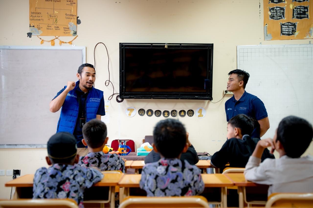InJourney Airports Gelar Sobat Aksi Ramadan 2025 di Sumbar, Perkuat Kepedulian Sosial dan Harmoni Antarumat