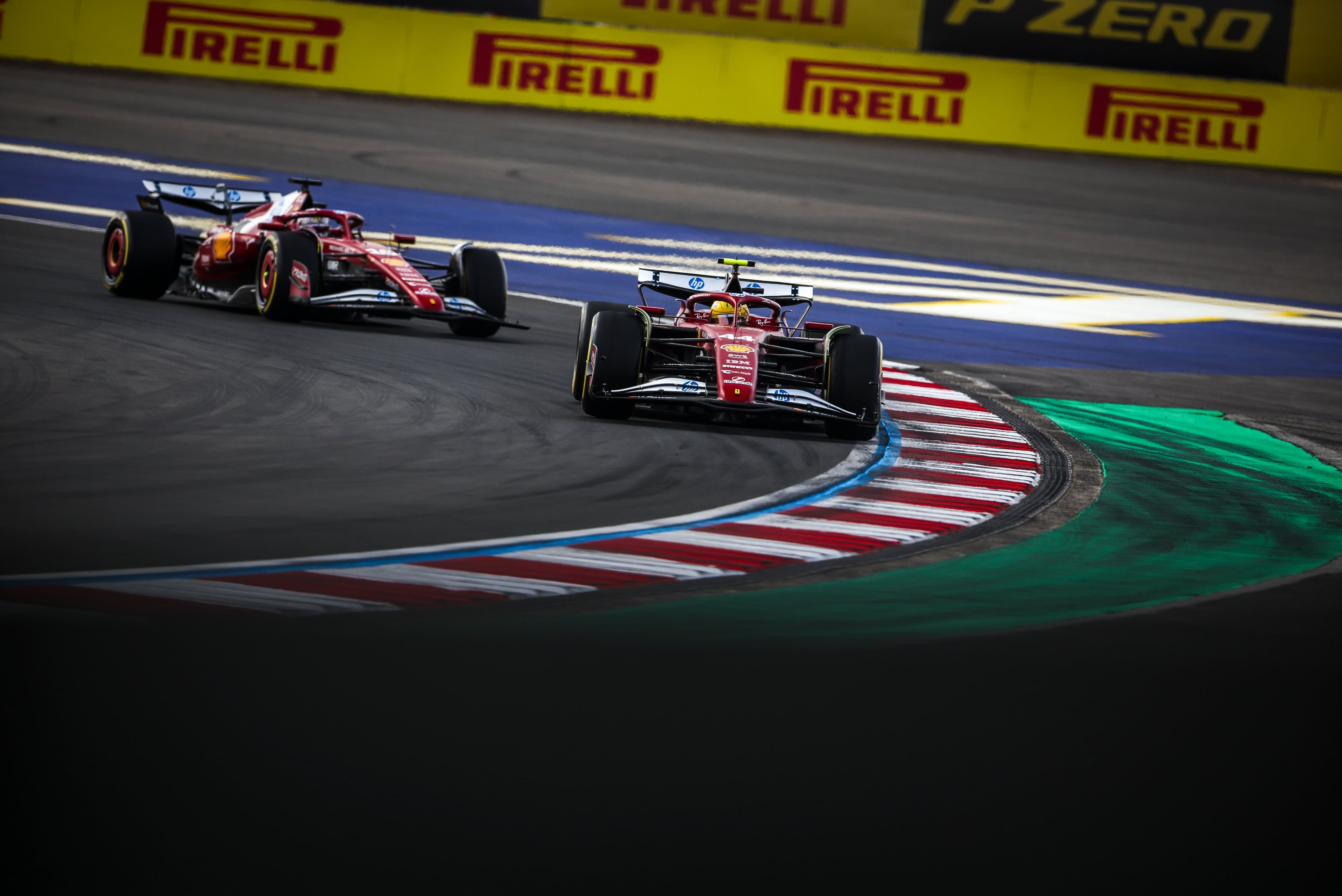 F1 GP China: Lewis Hamilton dan Charles Leclerc Didiskualifikasi, Ferrari Gagal Dapat Poin