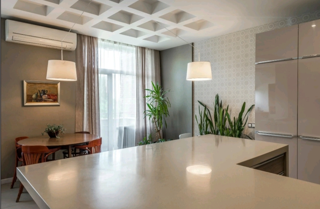 AC Portable vs AC Konvensional, Simak Perbedaannya dan Mana yang Lebih Cocok untuk Kebutuhan Anda?