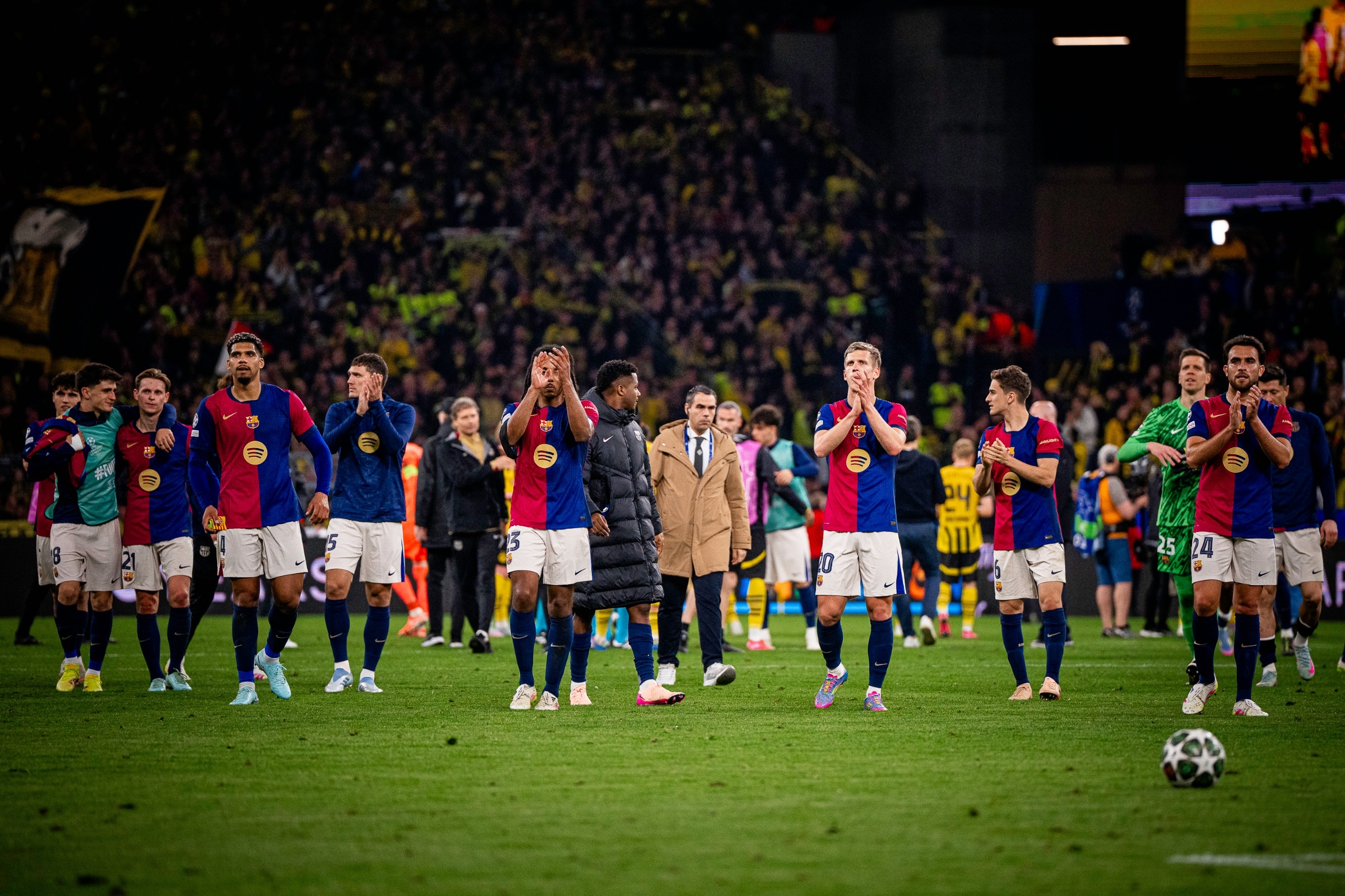 Hasil Liga Champions: Barcelona dan PSG Melaju ke Semifinal dengan Susah Payah