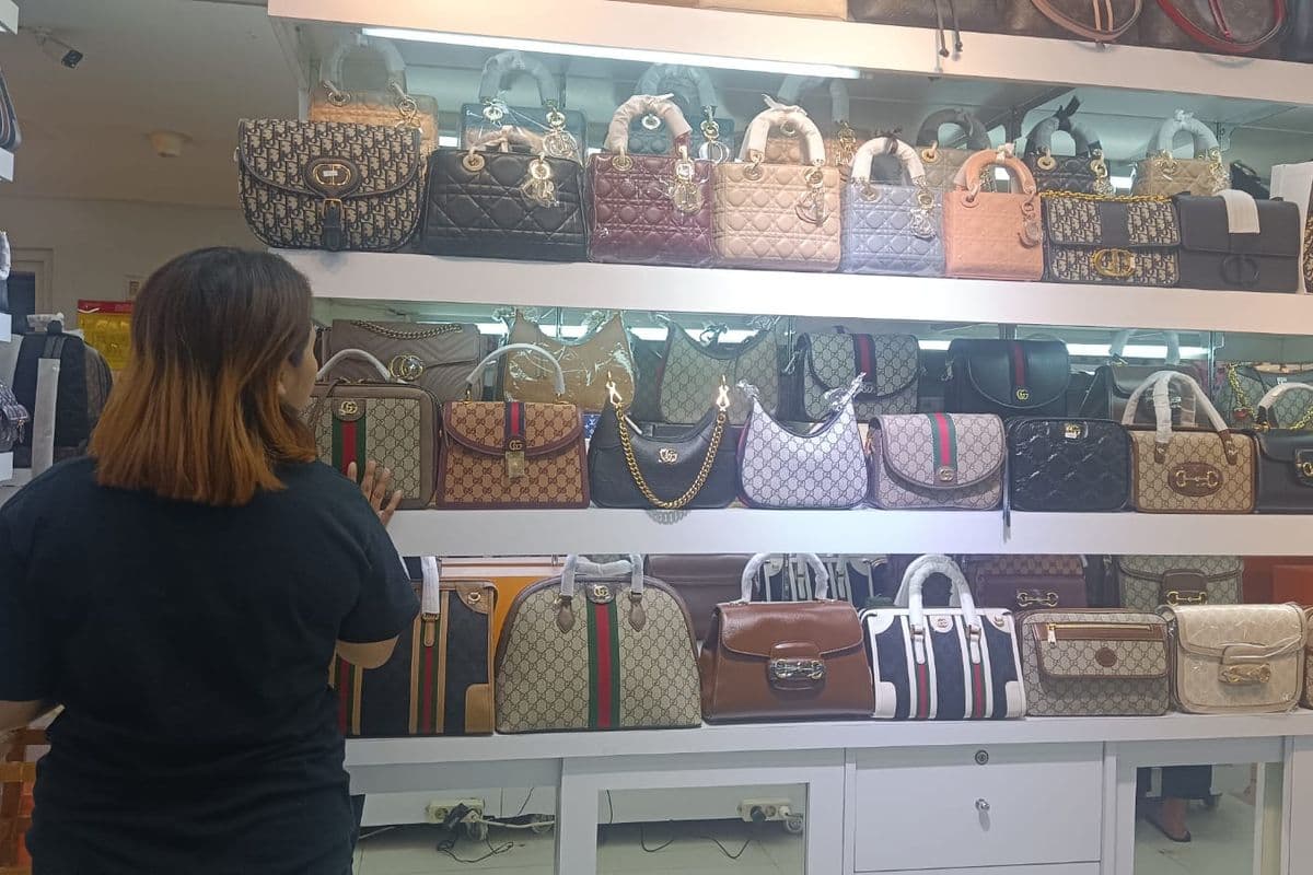 Mangga Dua Masuk Daftar Pasar Barang Bajakan Versi AS, Pemerintah Diminta Bertindak Tegas