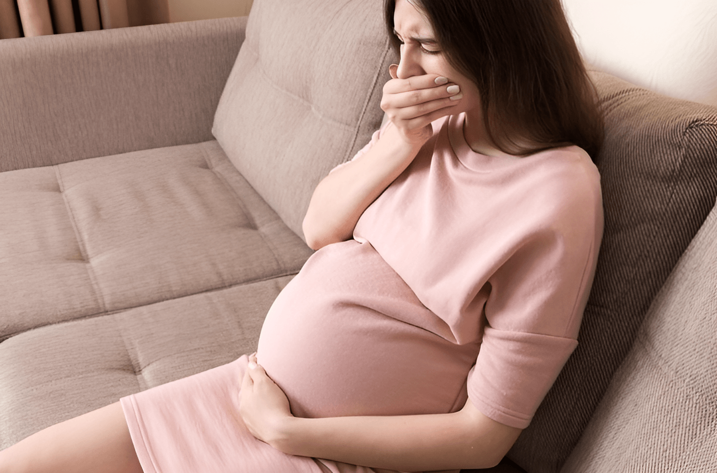 Kenali Penyebab Bibir Kering dan Gatal pada Ibu Hamil, PAFI Beri Solusi Pengobatan