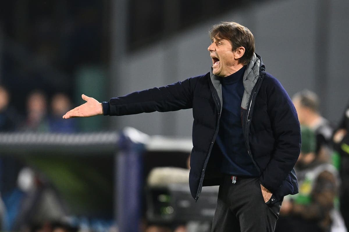 Antonio Conte Isyaratkan Berminat Latih Timnas Italia, Bos Napoli Tak Keberatan