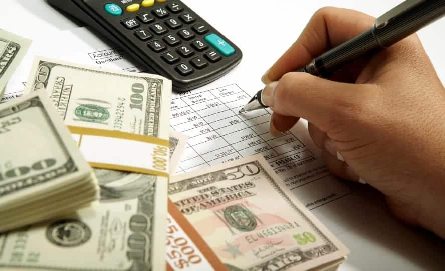 Tabungan atau Giro? Ini Perbedaan dan Tips Memilih Rekening Bank yang Tepat