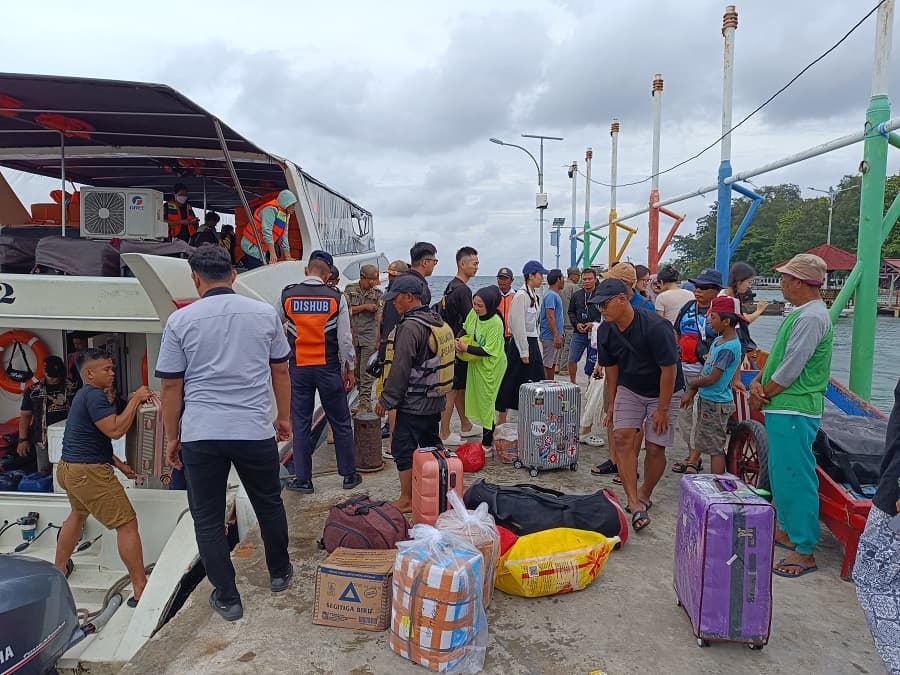 Libur Panjang Hari Raya Waisak, Ribuan Wisatawan Berkunjung ke Kepulauan Seribu