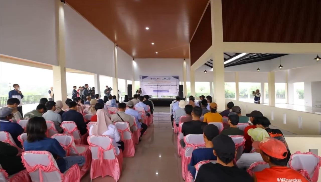 PIK 2 Beri BPJS Ketenagakerjaan ke 1.000 Nelayan Tanjung Pasir