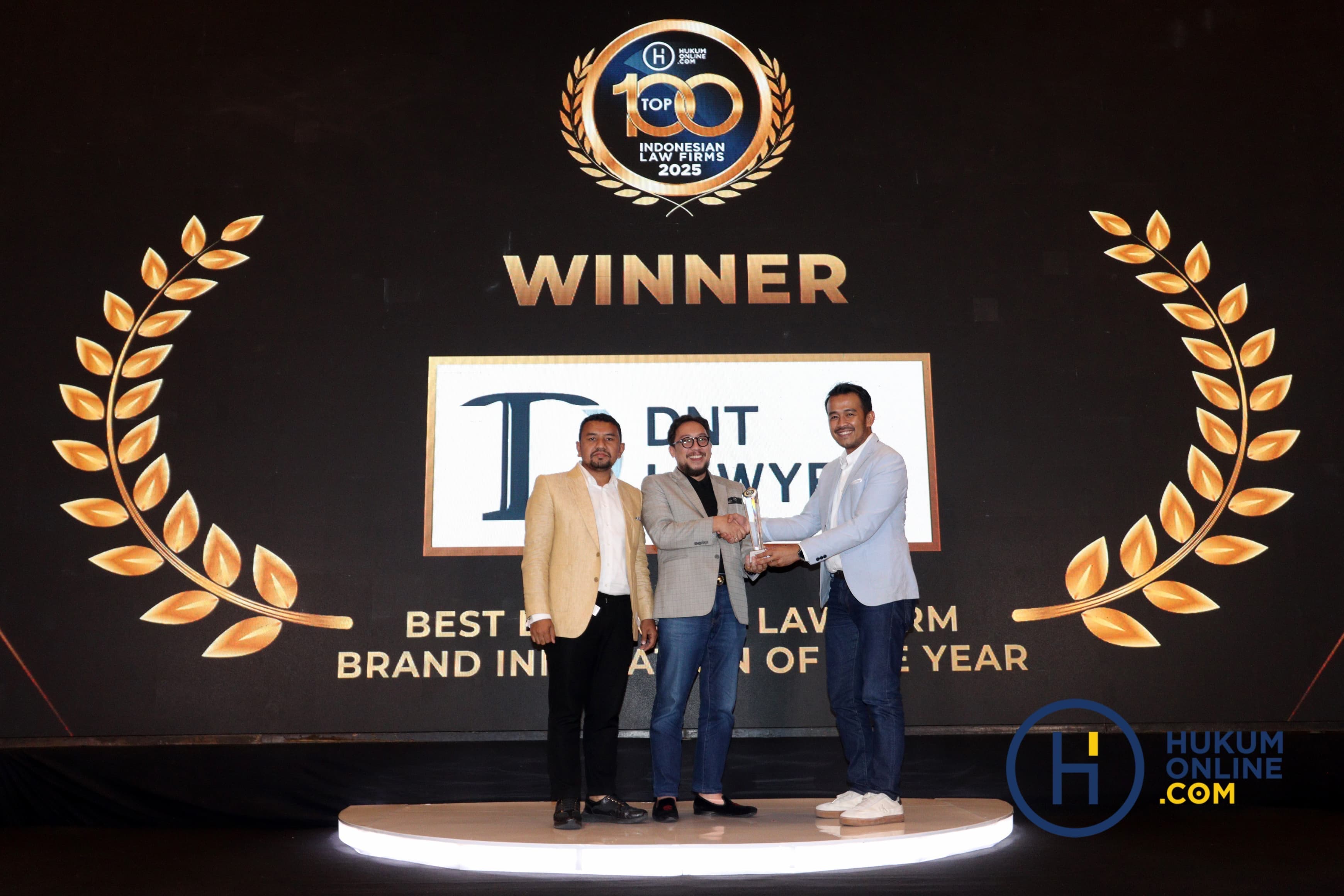 DNT Lawyers Raih 4 Penghargaan dalam Ajang Top Indonesian Law Firms
