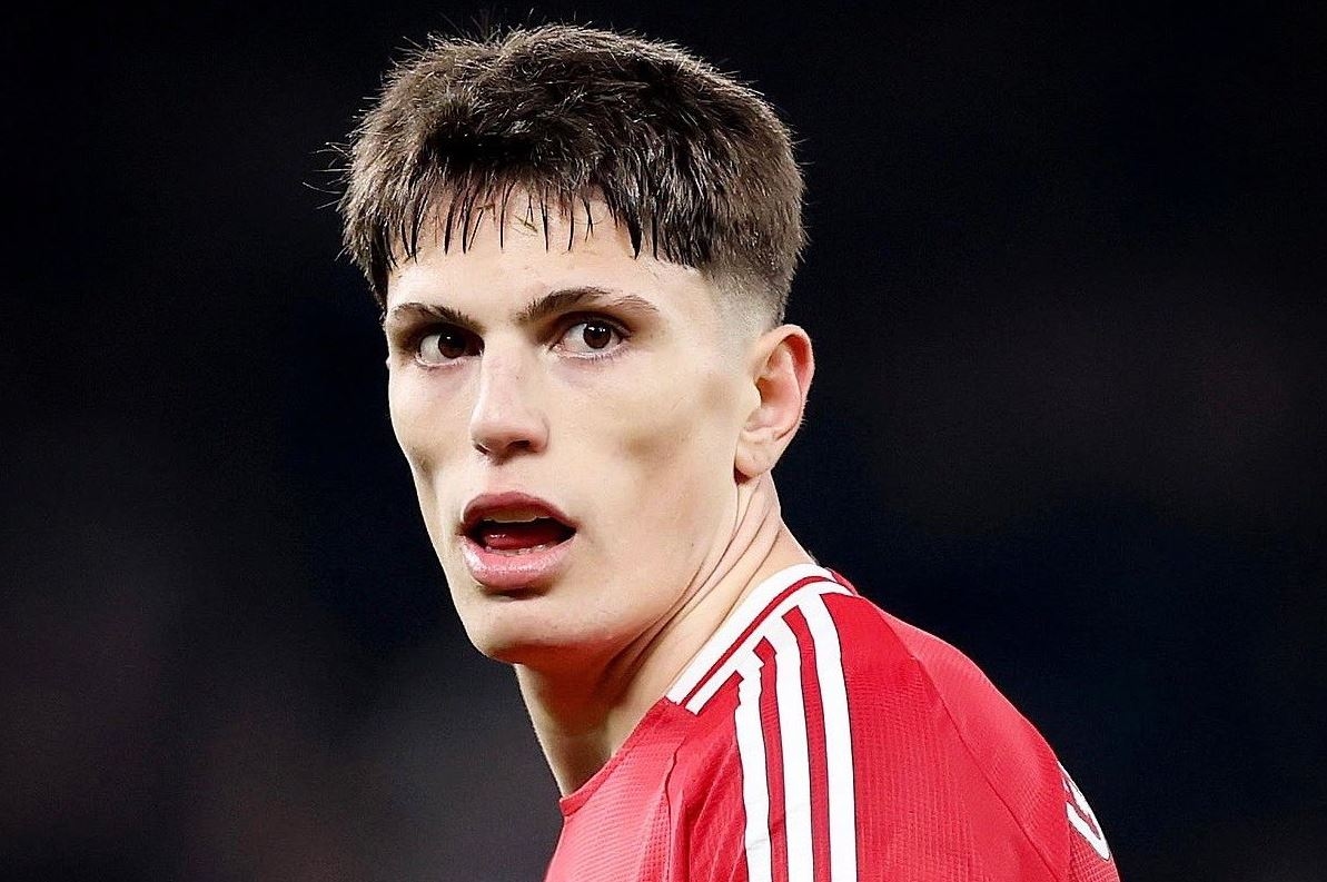 Bursa Transfer: MU Dikabarkan Terima Tawaran Rp991,3 Miliar untuk Lepas Alejandro Garnacho ke Napoli