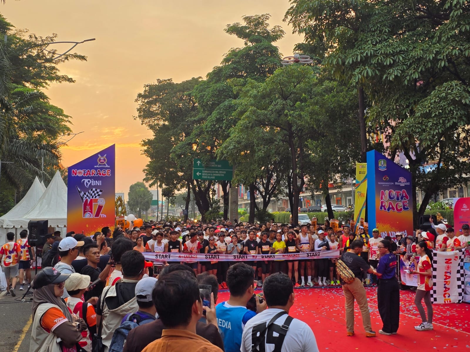 Pecah Rekor, 4200 Pelari Ramaikan Notarace 2025 di Bekasi