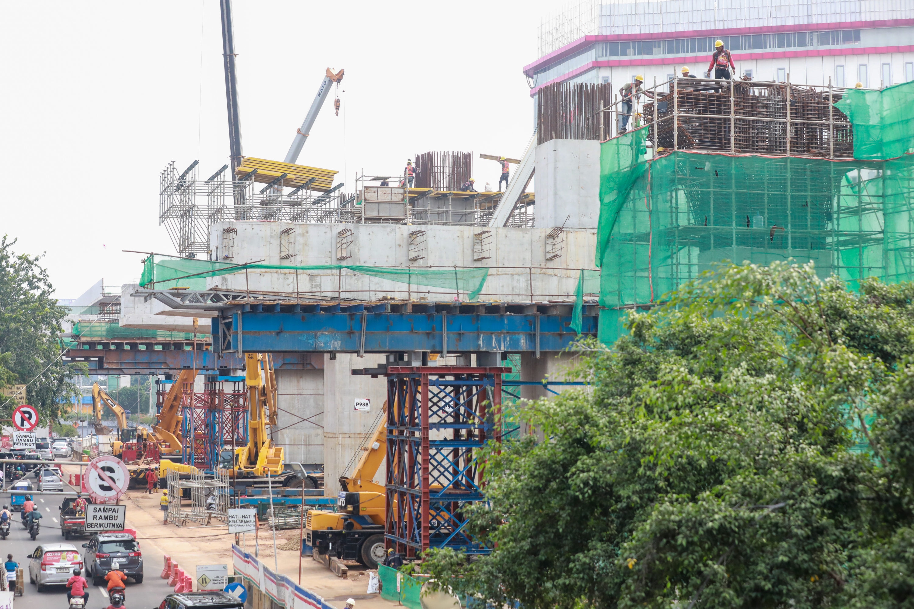 Pakai Teknologi Digital, Waskita Targetkan Proyek LRT Jakarta Fase 1B Rampung Agustus 2026