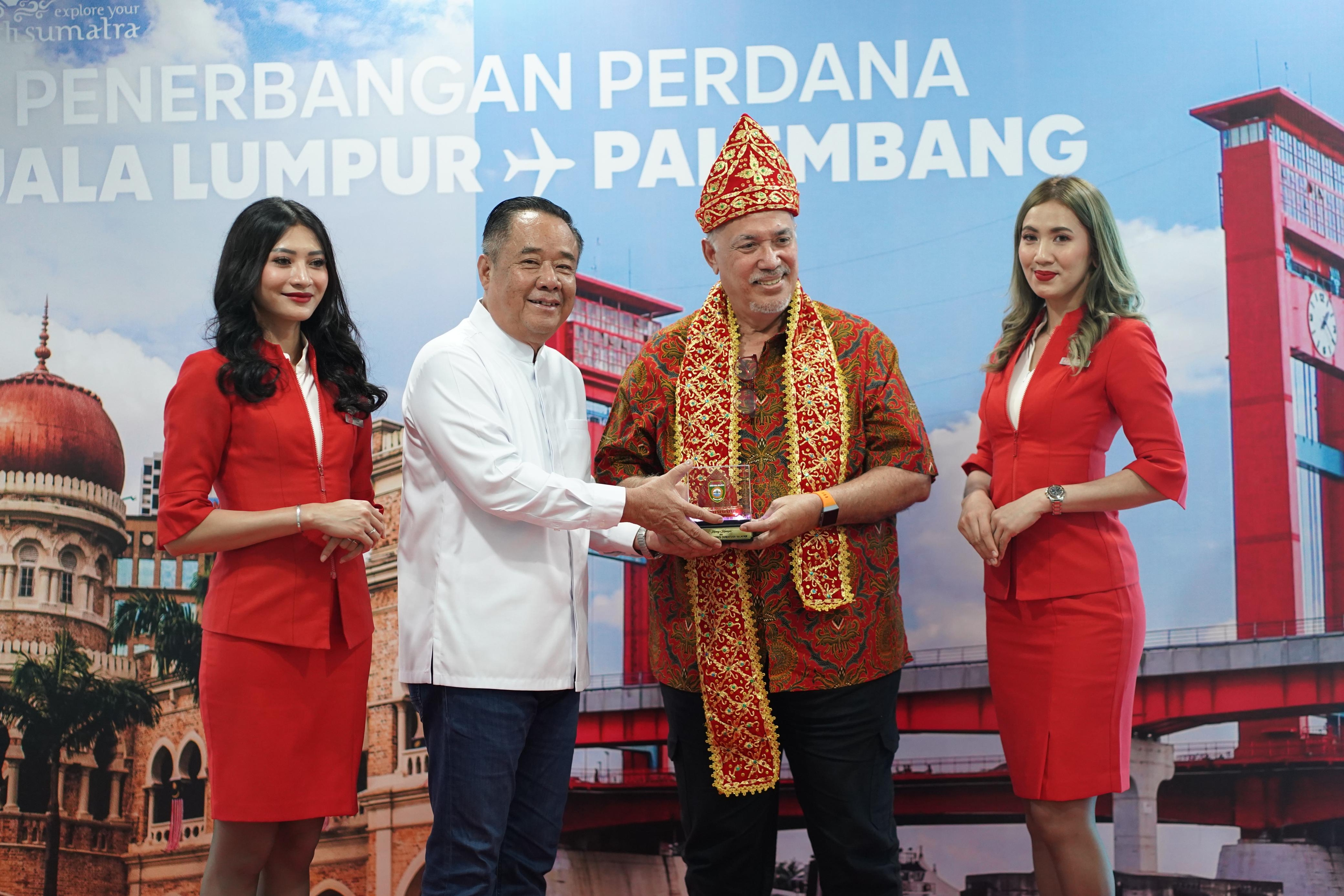 Wagub Cik Ujang Hadiri Pembukaan Penerbangan AirAsia Rute Palembang–Kuala Lumpur