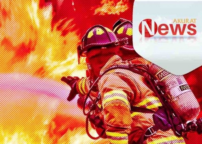 Warga Berkerumun Lihat Kebakaran Pasar Taman Puring: Polisi Lakukan Rekayasa Lalu Lintas, Jalan Ditutup Total