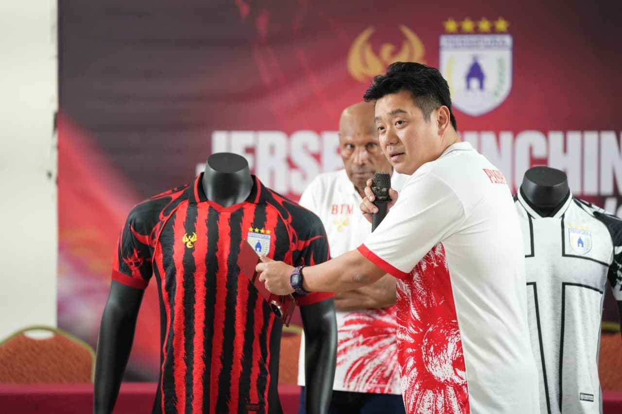 Persipura Jayapura Luncurkan Jersey Baru dari Cendrawasih Karsa: Simbol Kebangkitan dan Semangat Papua