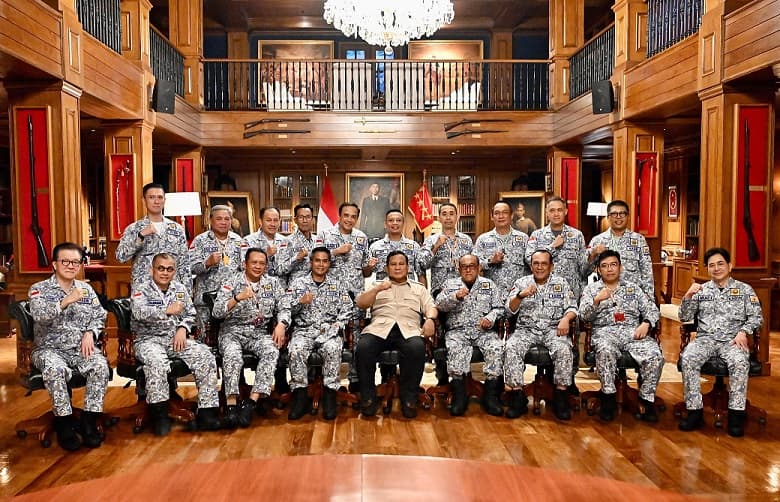Presiden Prabowo Beri Arahan dan Lepas Keberangkatan Retreat Anggota Kadin dari Hambalang