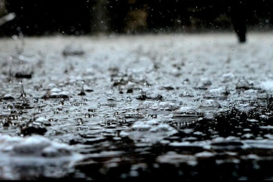 BMKG Prediksi Jakarta Diguyur Hujan Ringan pada Sabtu Sore