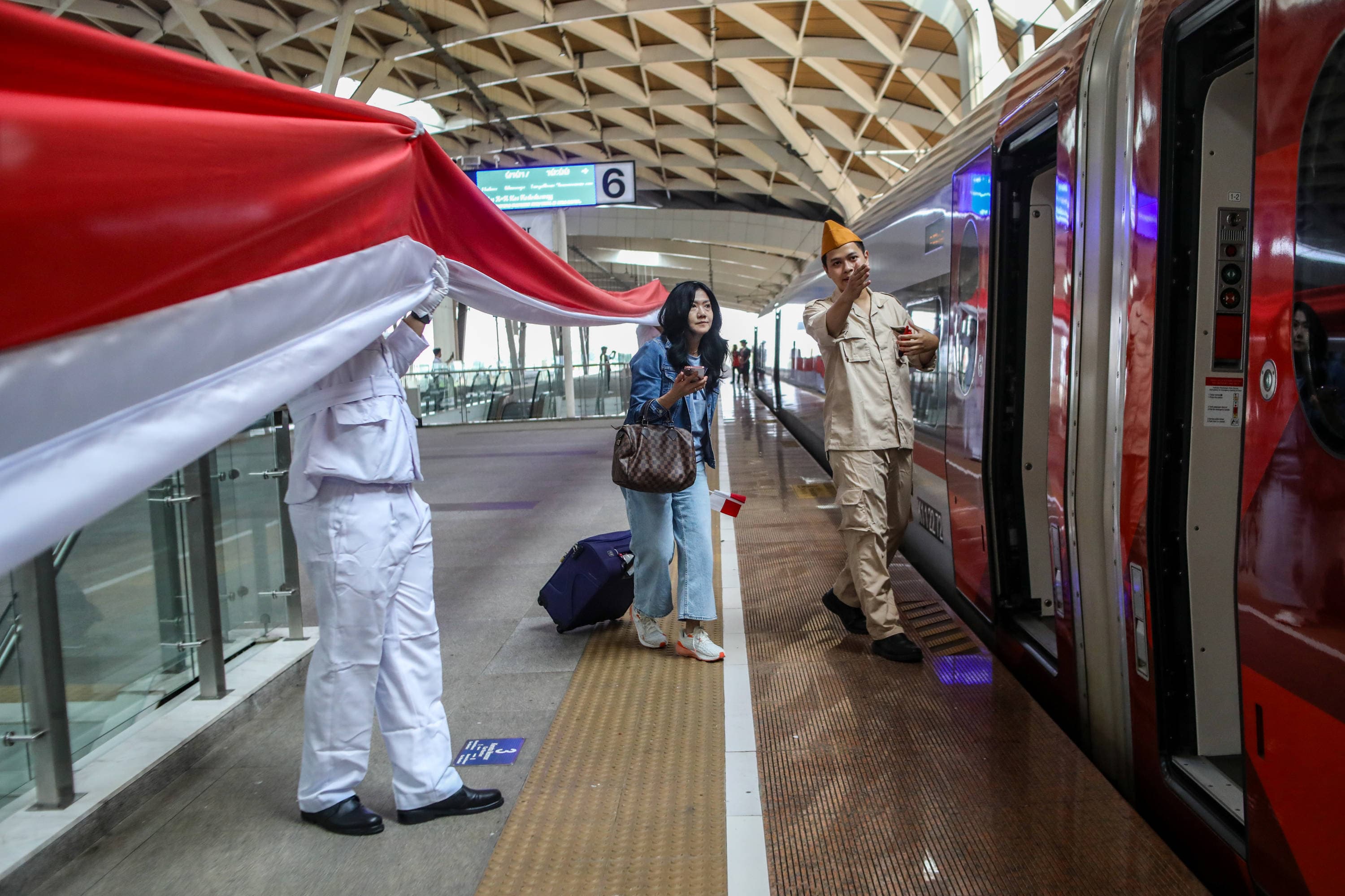 Pasca Gempa Bekasi, KCIC Pastikan Perjalanan Whoosh Kembali Normal