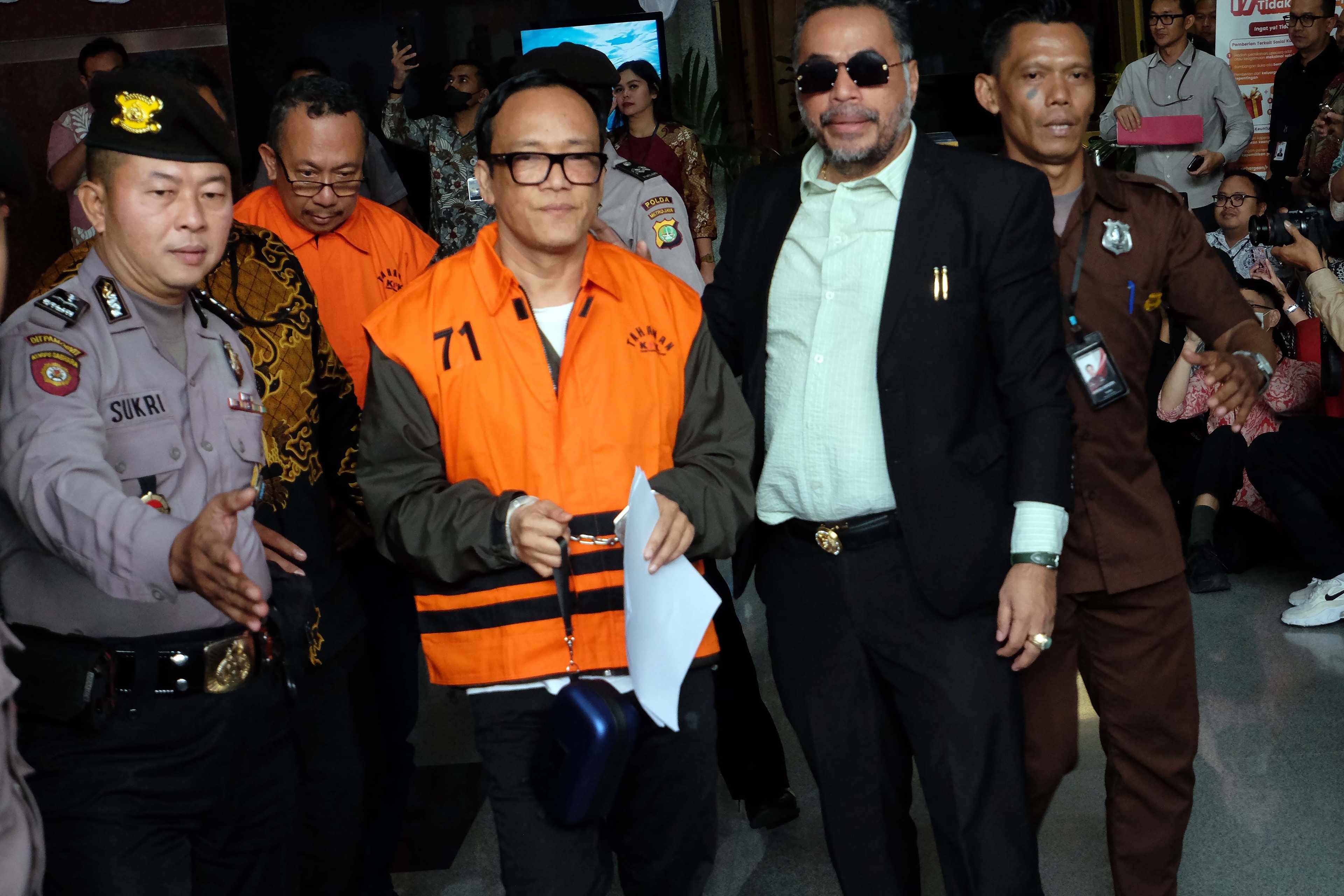 Ironi Noel Ebenezer: Dari Relawan, Kaya Raya, Tersangka Korupsi hingga Disorot Media Asing