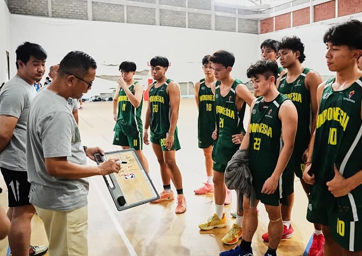 Modal TC Dua Bulan, Timnas Basket Pelajar Optimistis Rebut Medali ASBC 2025 di Solo