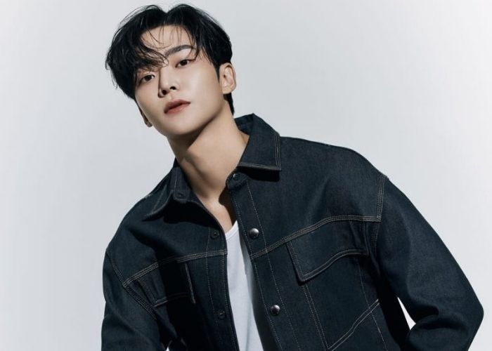 Rowoon Umumkan Tanggal Baru Wamil Setelah Pemeriksaan Ulang
