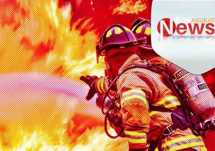 Petugas Masih Lakukan Pendinginan dalam Kebakaran Foodcourt di Fatmawati Raya, Kerugian Ditaksir Rp1,2 Miliar