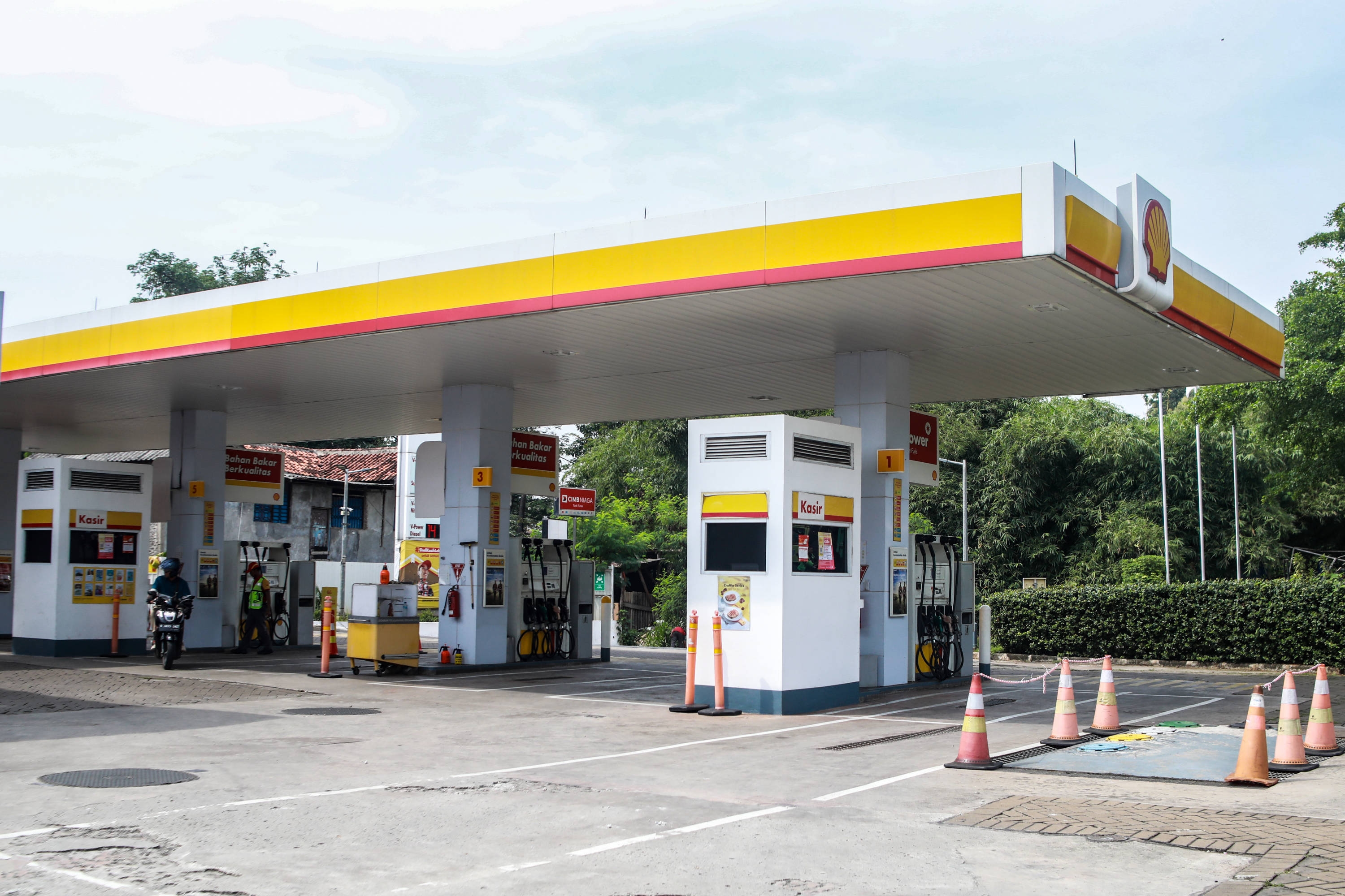 Konsumen Beralih ke Shell dan BP, Pertamina Diminta Reformasi Layanan dan BBM